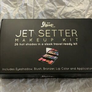 Jet setter makeup kit 2nd love 26 shades new seal